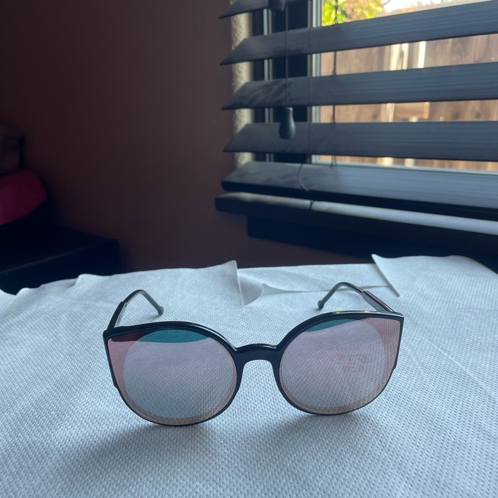 Chic Pink Sunglasses